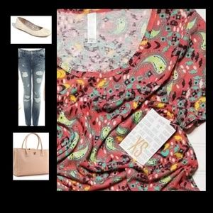 LULAROE CLASSIC T - XS - NWT